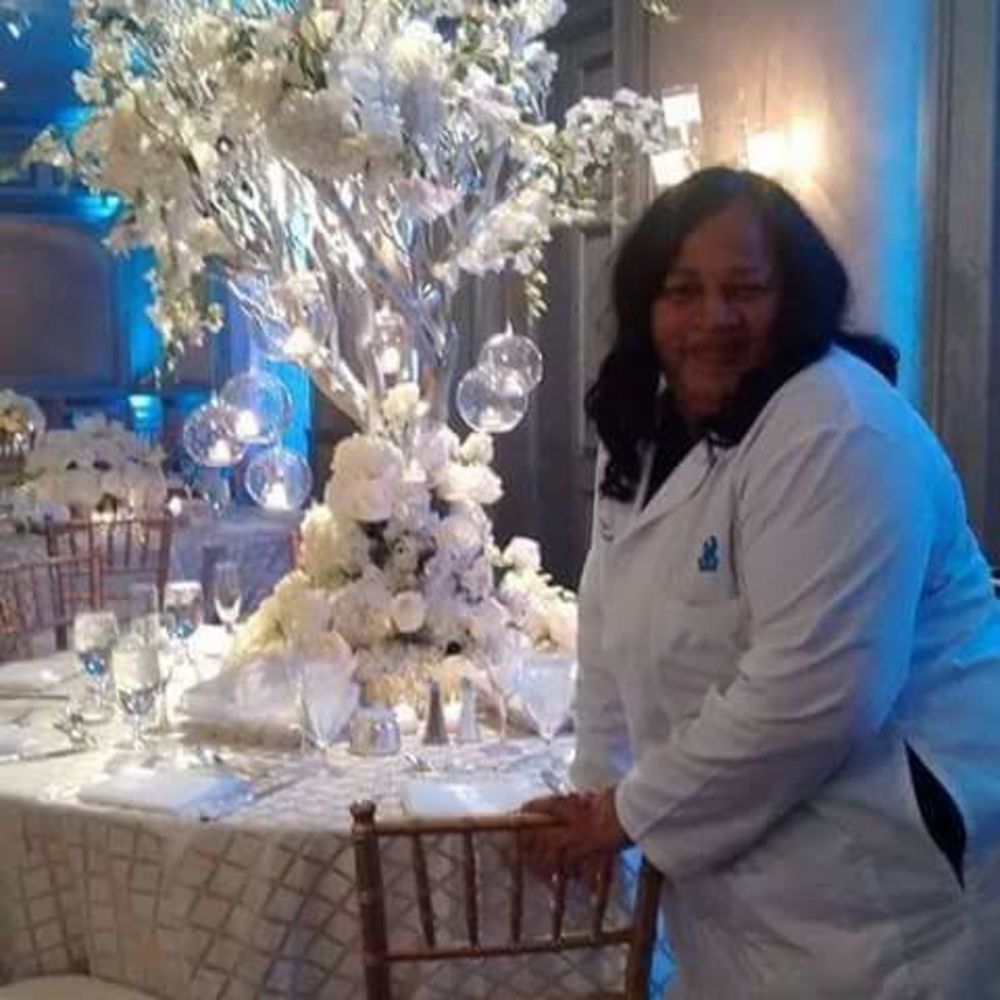 Meet your Posher, Brenda